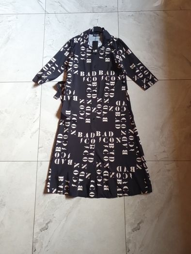 Ladies dress