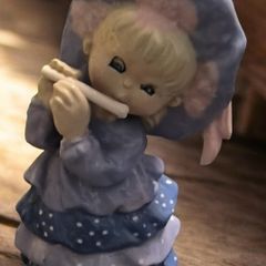 figurine