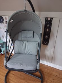 Egg chair