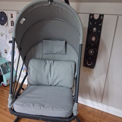 Egg chair