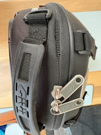 Givi ST602 tanklock bag