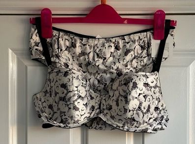 Calvin Klein lingerie set - sz 36D
