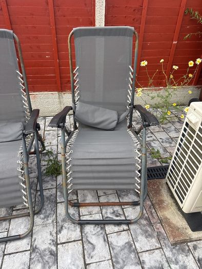 garden chairs