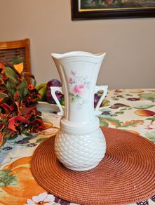 Vintage Donegal Parian China Irish Rose Tyrone Vase 7103  Made in Ireland