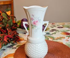 Vintage Donegal Parian China Irish Rose Tyrone Vase 7103  Made in Ireland