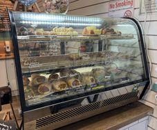 Polar G-series 160L display fridge