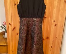 Dress size 8 bnwt