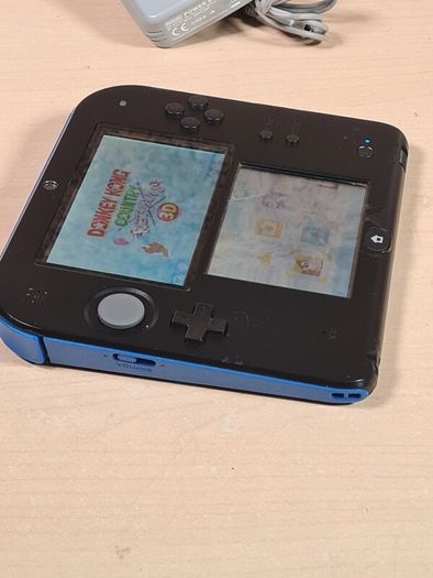 Nintendo 2ds Console Black Blue With Charger
