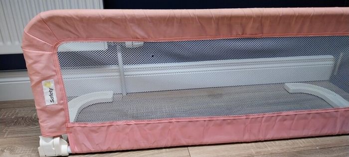 Bed Guard Safety 1st Pink