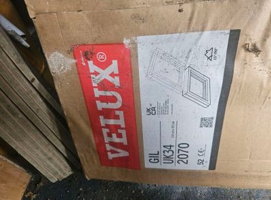 Velux Window non opening GPL UK08 2070 White painted TH brand