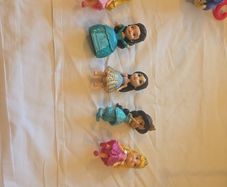 5 disney dolls