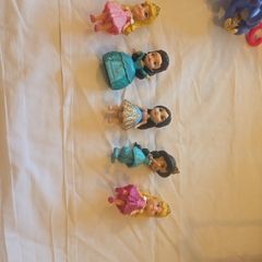5 disney dolls