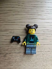 lego gamer girl