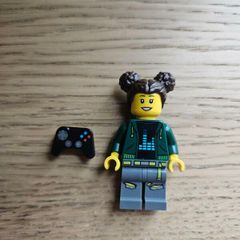 lego gamer girl