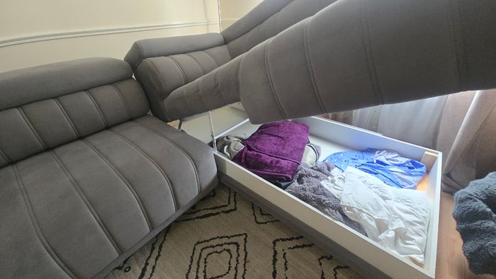 Couch sofa bed +storage