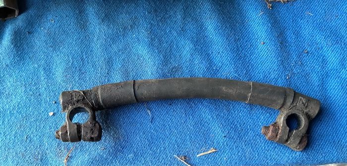 Vintage car battery connector lead