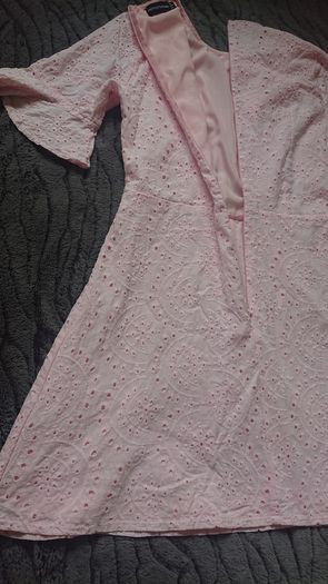 PrettyLittleThing Dress.   Size 8