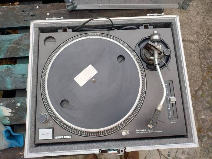 Technics Turntables