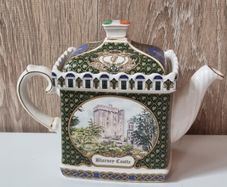 Collectable Sadler Teapot "Blarney  Castle "