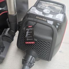 Miele bagless vacuum boost CX1