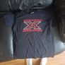 Mixed clothing Image 3