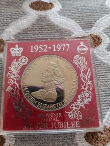 1952. 1977 silver jubilee medal