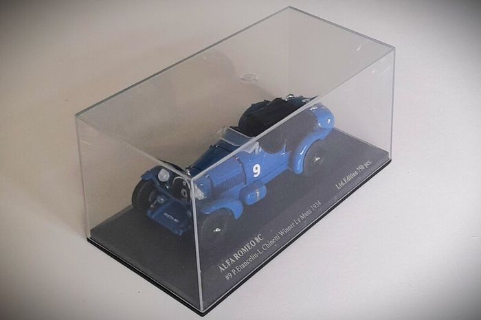 Diecast Model Le Mans Winning Alfa Romeo 8C 2300 Le Mans 1934 1st - IXO 1:43
