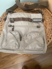 shoulder bag