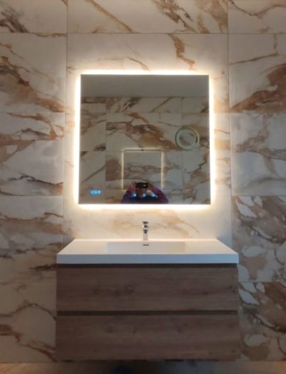 LED Mirrors Ensuite Many Sizes and Shapes Bathroom Bedroom Bluetooth Speakers Demister Antifog Fog Free Makeup Dual LED Bright Light Adjustable Brightness Touch Sensor
