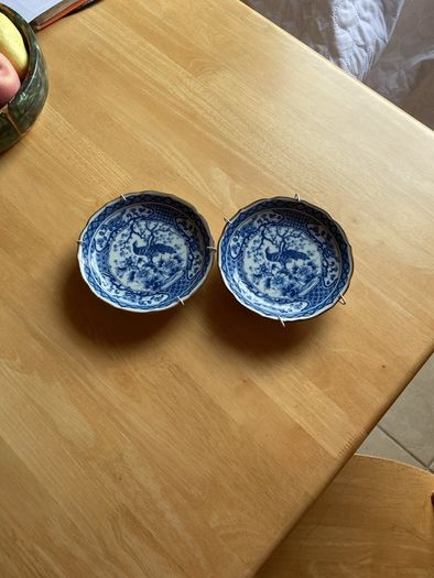 Plates x 2 with hangers