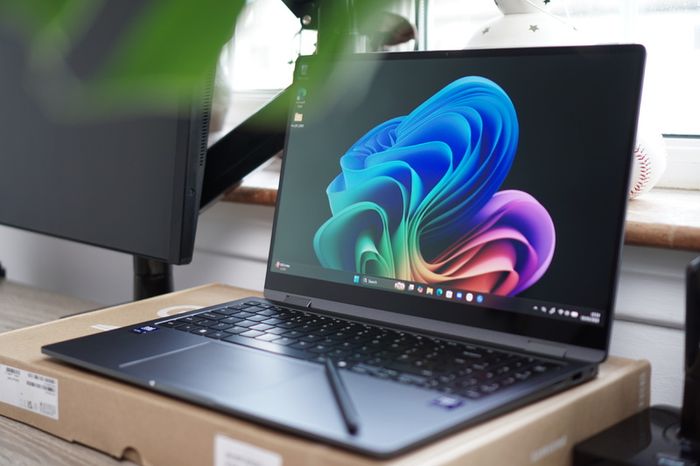 New Samsung Galaxy Book5 360 15.6" | Ultra 7 256V (Lunar Lake) | 47 TOPS AI | 16GB MoP | 512GB