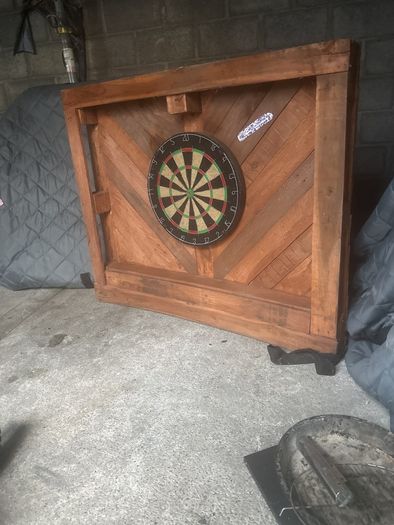 dart board