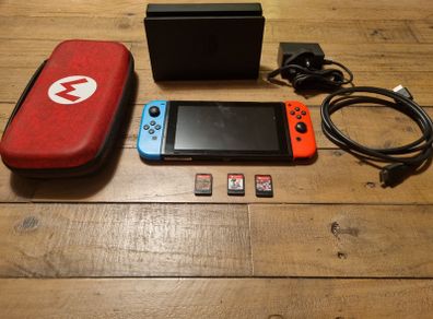 Nintendo Switch Standard Bundle + Case & 3 Top Games (Mario, Minecraft)