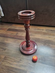 Candle holder