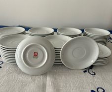68 saucers Durable Porcelain