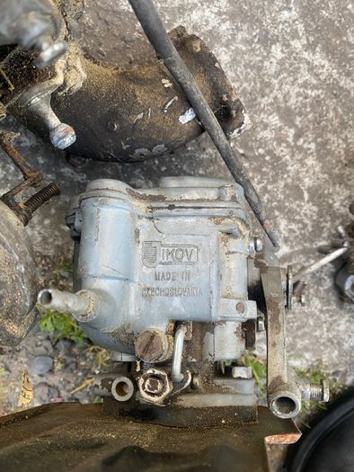 Skoda 440 445 450 Felicia Jikov Carburetor DIF-24 Vergaser