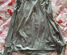 womens sports top