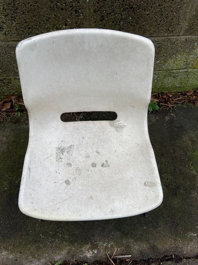 Retro Chair