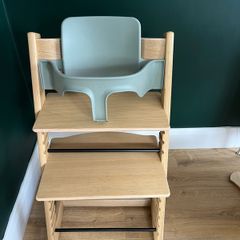 Stokke Tripp Trapp Highchair with Newborn Insert