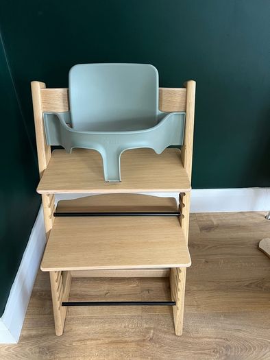Stokke Tripp Trapp Highchair with Newborn Insert