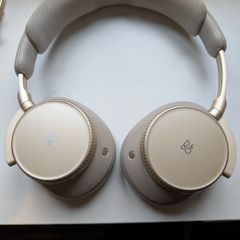 Bang & Olufsen Beoplay H100