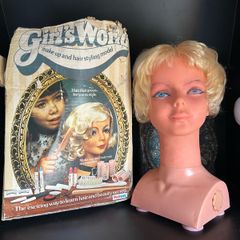 1970,s Girls World Styling Head