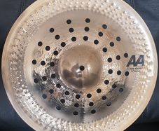 (New) Sabian 17" AA Holy China