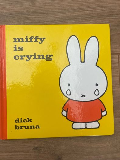 Miffy is Crying (Dick Bruna)