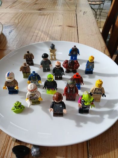 Lego Mini-figs