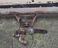 Tow bar