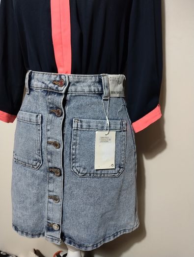 Vintage blue Denim Skirt, New With Tags