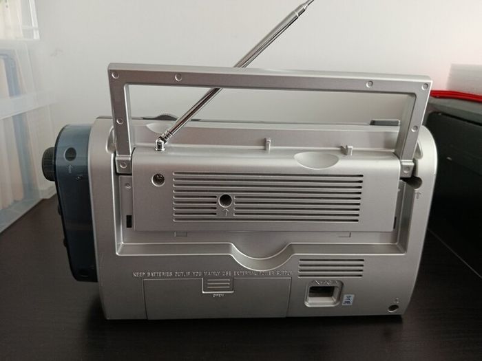Sony ICF-704L Fm Radio