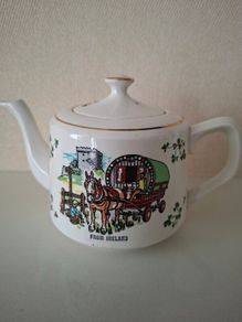 Vintage Carraigaline Small Teapot