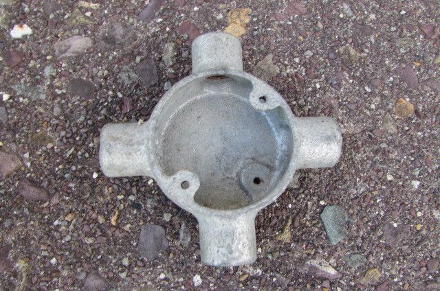 20mm 4 Way Galvanised Steel Box for Sale